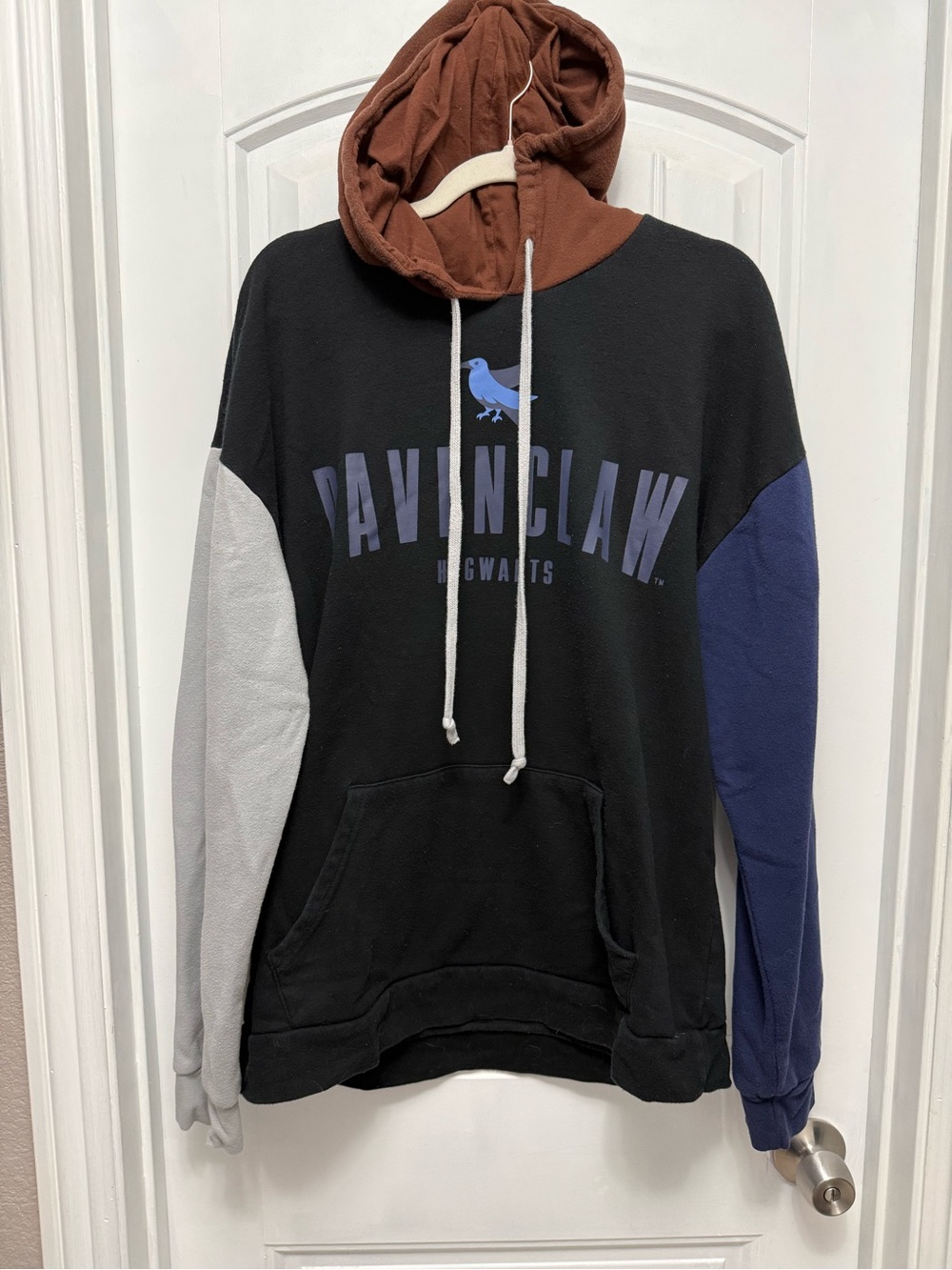 Harry Potter Ravenclaw Hogwarts Wizarding World Hoodie Sz Large ( E-10)